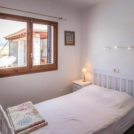 3 Bedroom Cozy In Holiday home Vidreres